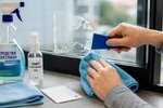 Как удалить следы скотча и наклеек со стекла без царапин